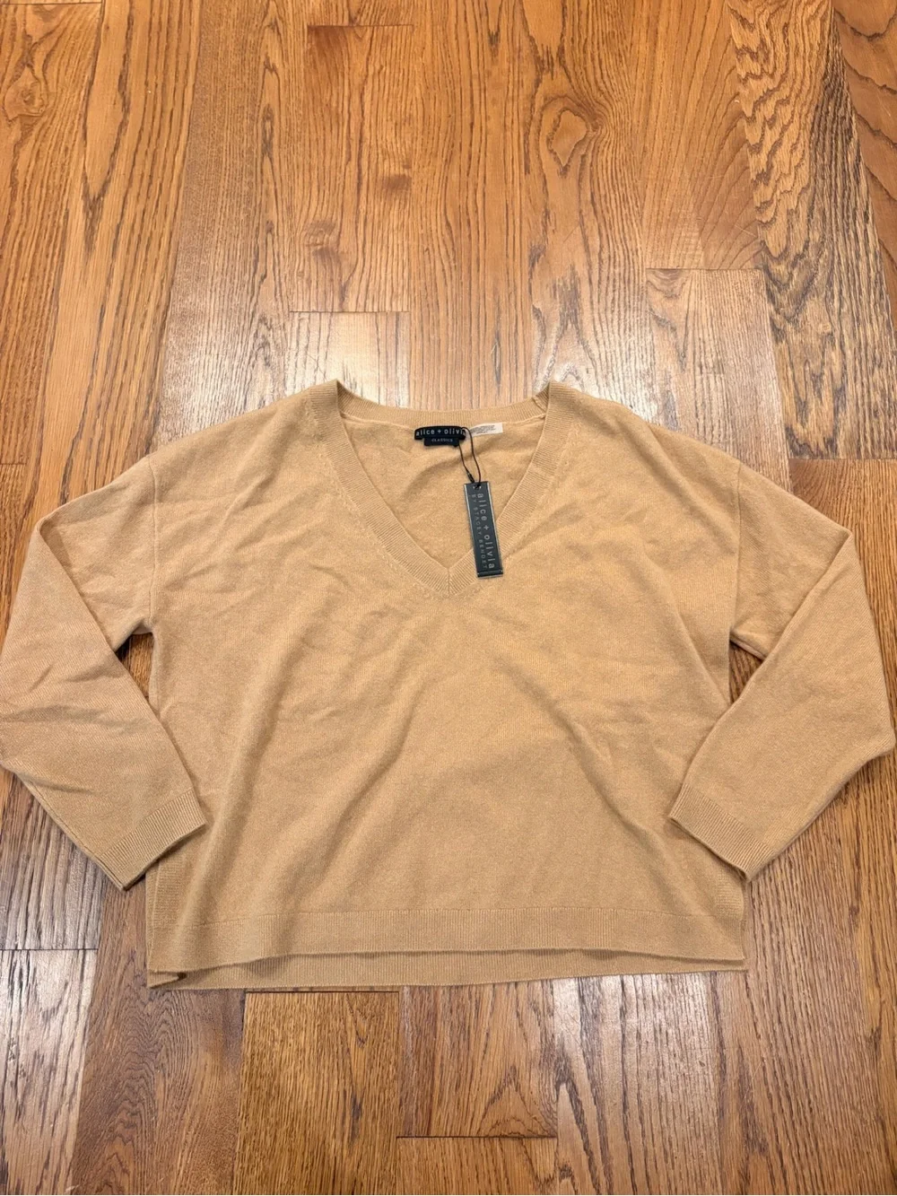 Alice & Olivia Williams Cashmere Pullover Sweater